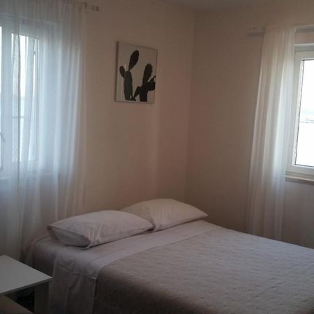 Apartman Pape ปาโกชตาเน ภายนอก รูปภาพ